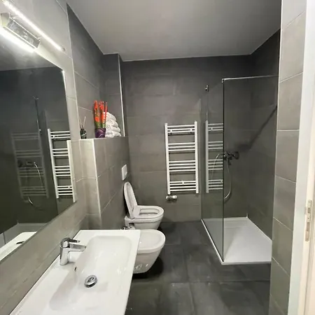 Moderan Apartman I Sigurna Besplatna Garaza