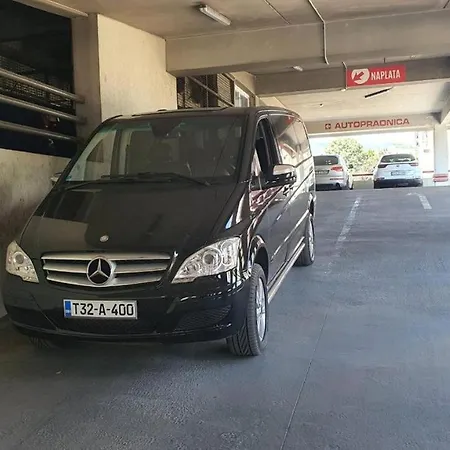 Moderan Apartman I Sigurna Besplatna Garaza Apartment