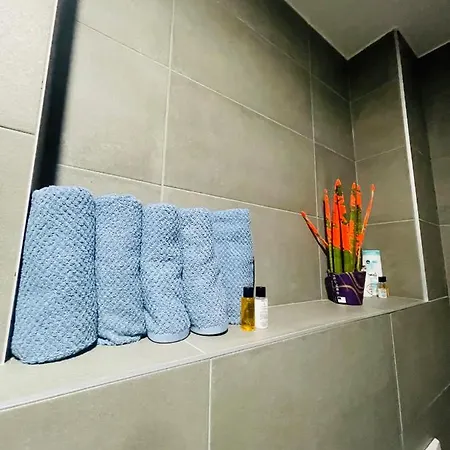 Apartment Moderan Apartman I Sigurna Besplatna Garaza